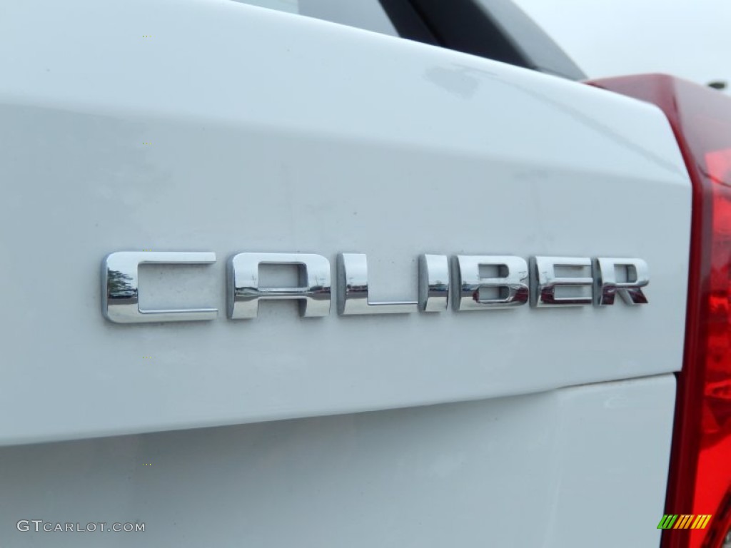 2012 Caliber SXT - Bright White / Dark Slate Gray/Medium Graystone photo #8