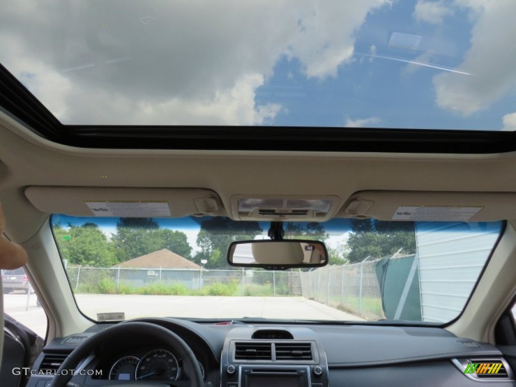 2014 Camry XLE - Champagne Mica / Ivory photo #31