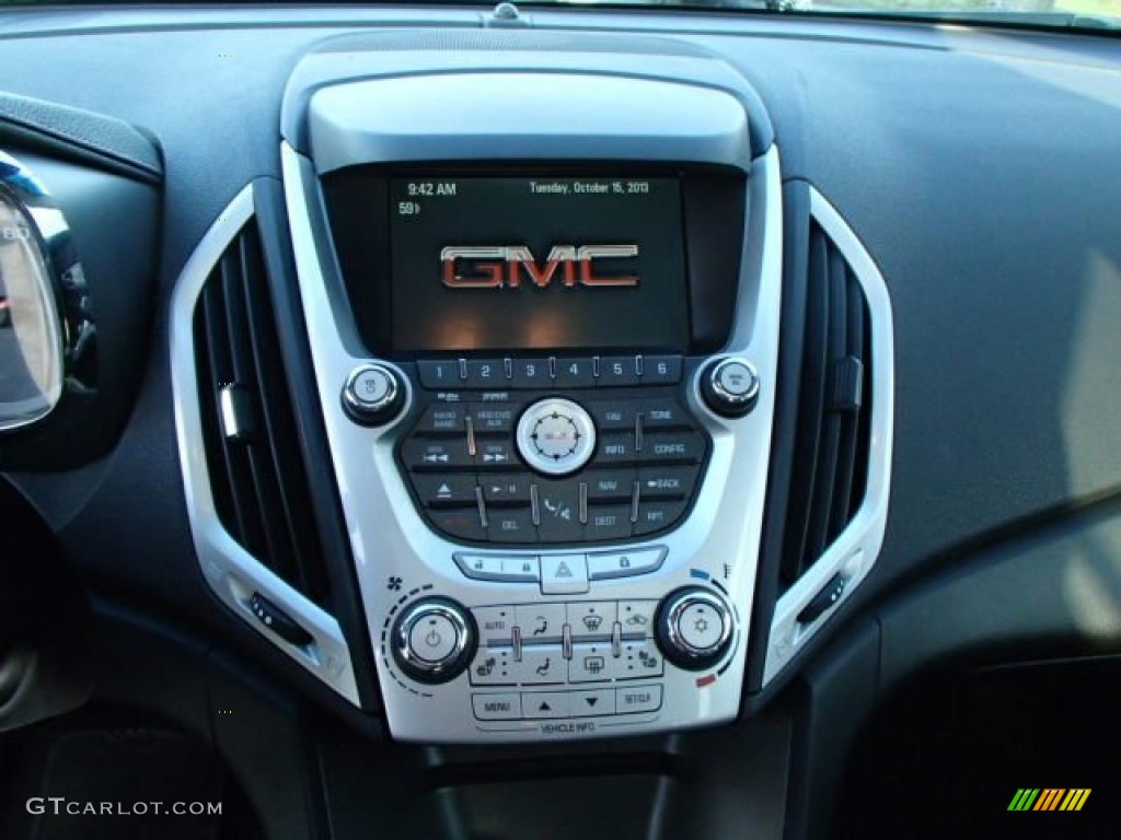 2010 Terrain SLT AWD - Carbon Black Metallic / Jet Black photo #19