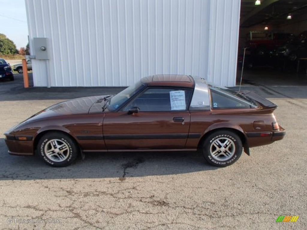 Brown 1983 Mazda RX-7 Coupe Exterior Photo #86876616