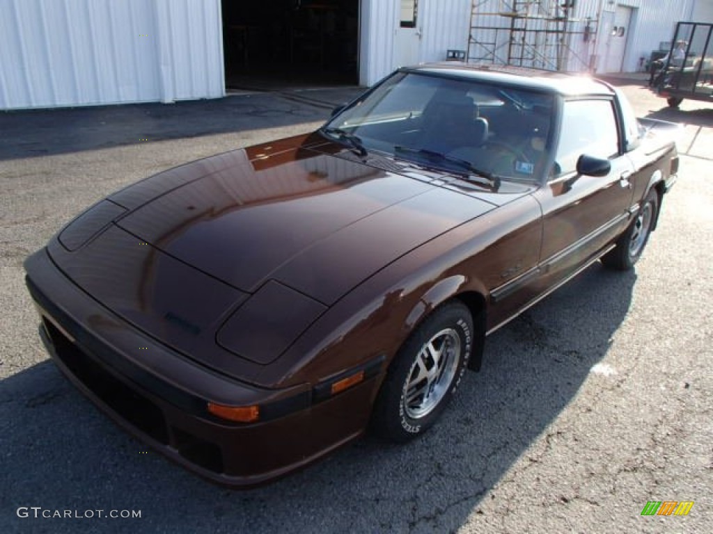 Brown 1983 Mazda RX-7 Coupe Exterior Photo #86876628