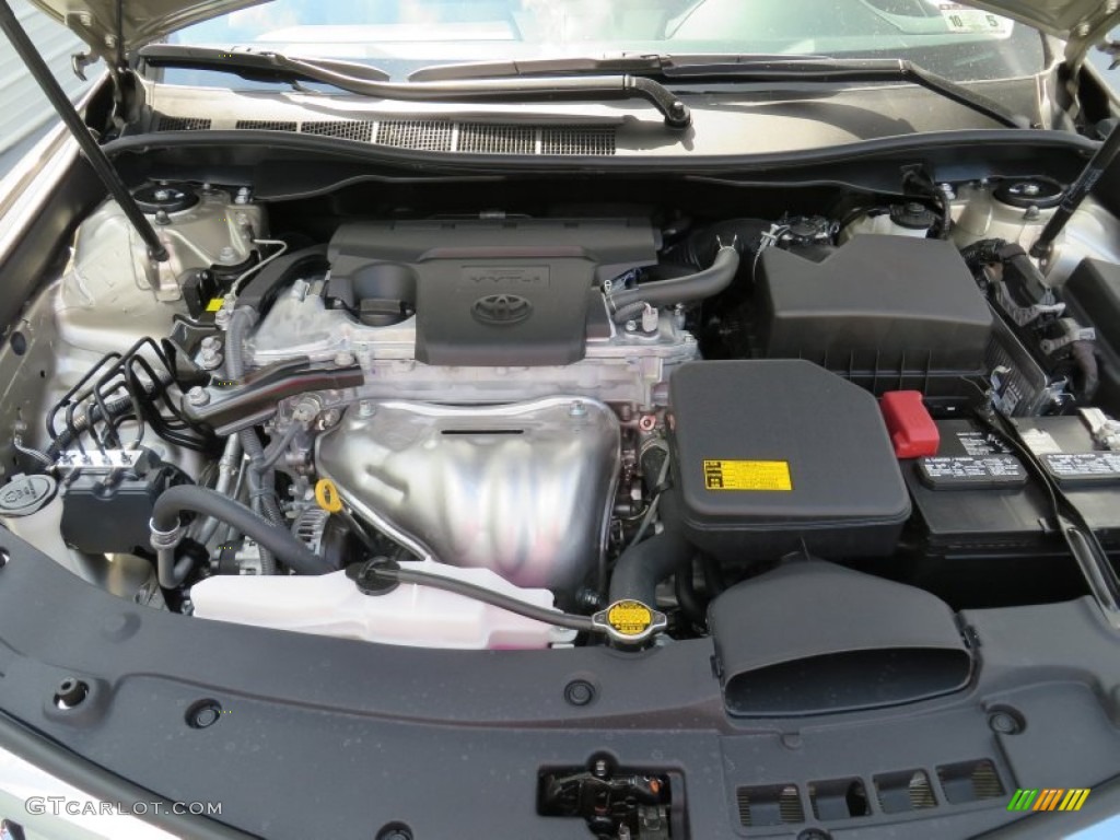 2014 Camry XLE - Champagne Mica / Ivory photo #17