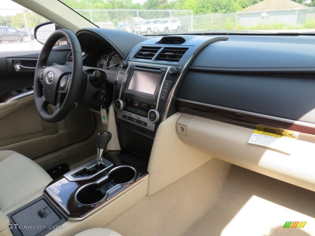 2014 Camry XLE - Champagne Mica / Ivory photo #19
