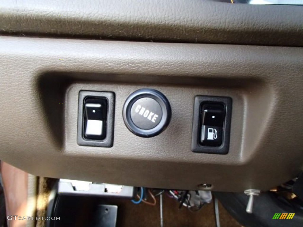 1983 Mazda RX-7 Coupe Controls Photo #86876997