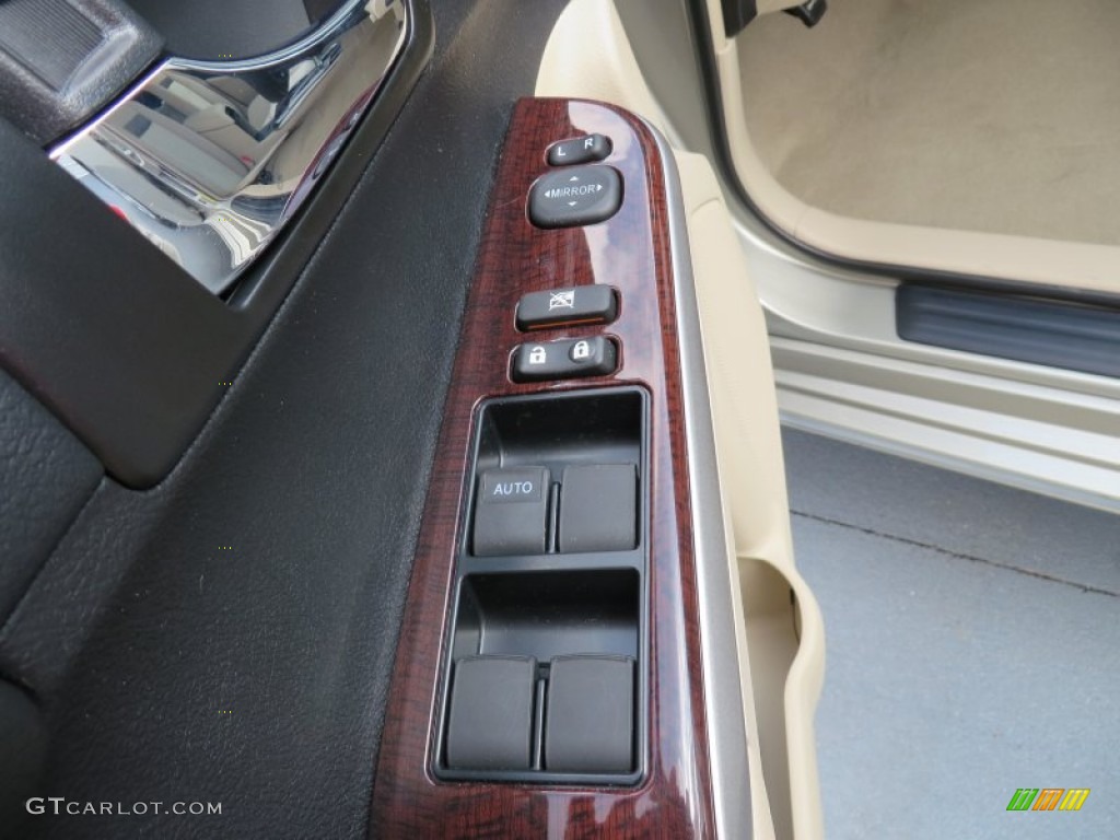 2014 Camry XLE - Champagne Mica / Ivory photo #26