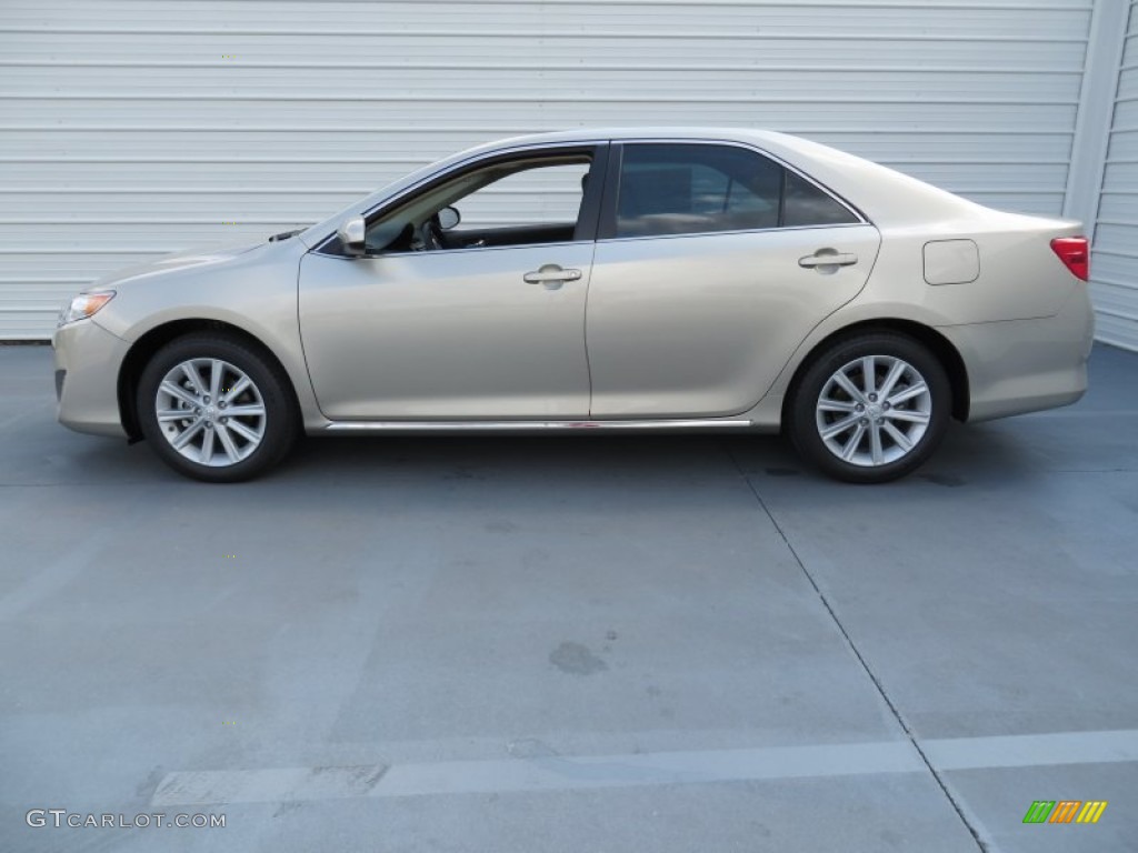 2014 Camry XLE - Champagne Mica / Ivory photo #44