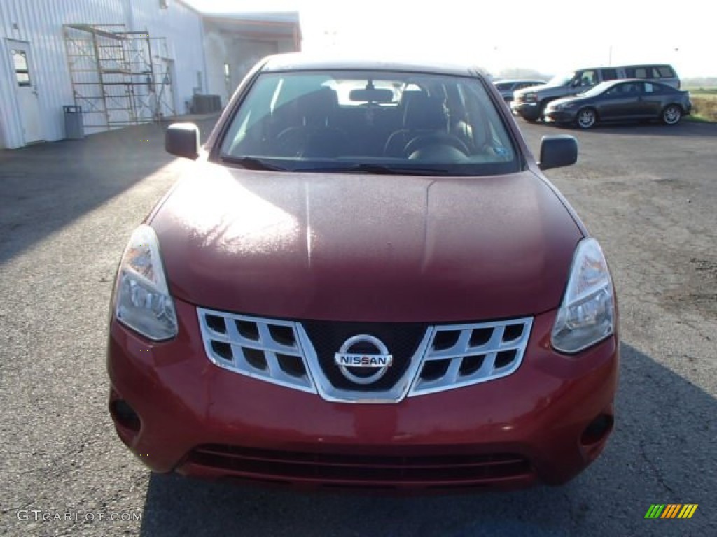 2011 Rogue S AWD - Cayenne Red / Black photo #3