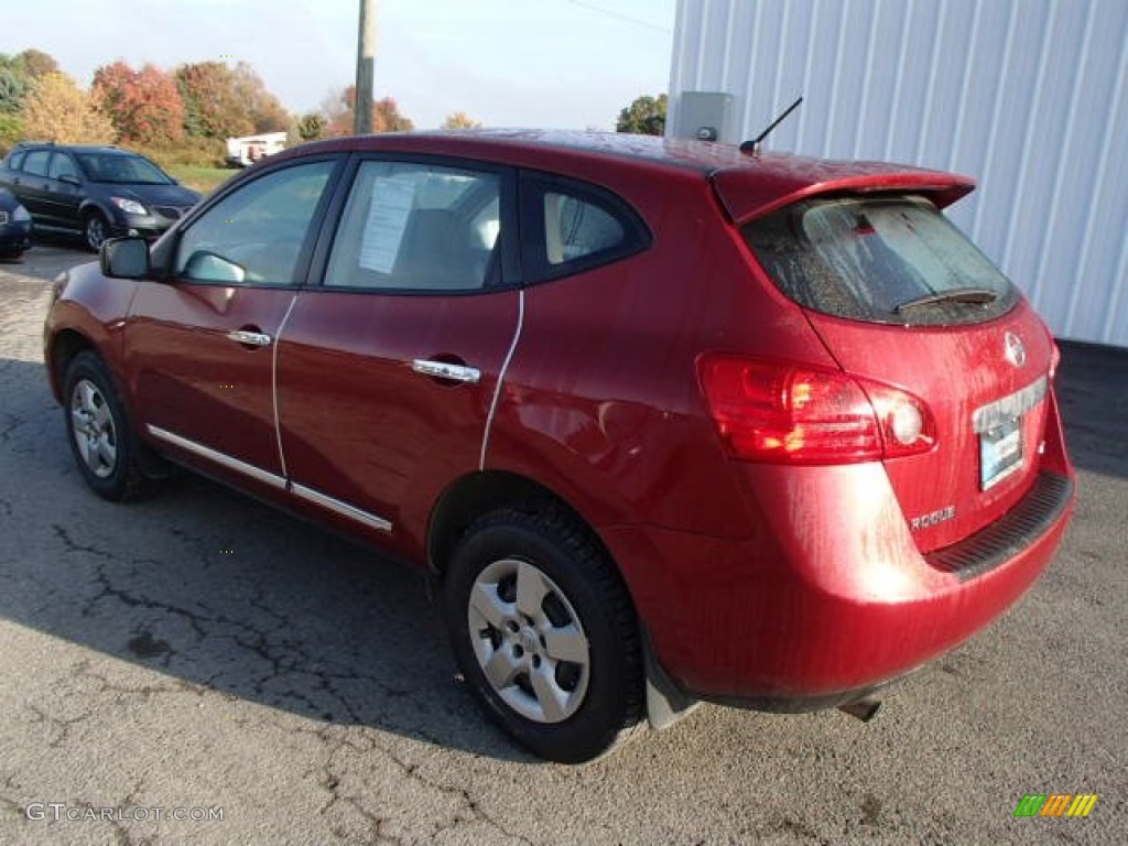 2011 Rogue S AWD - Cayenne Red / Black photo #8