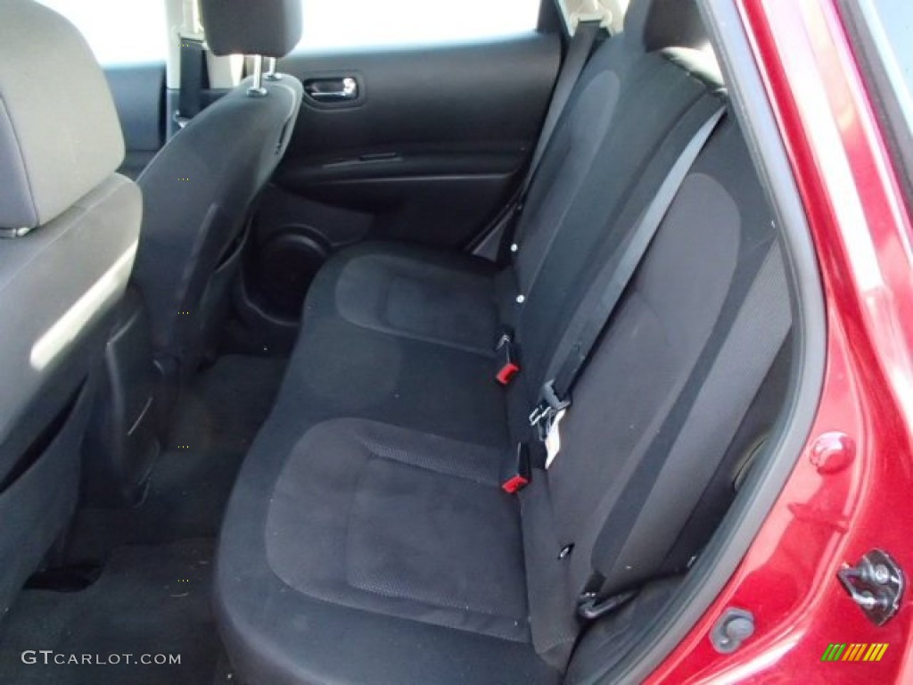 2011 Rogue S AWD - Cayenne Red / Black photo #12