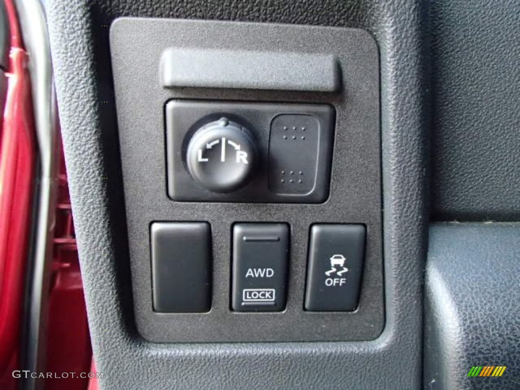 2011 Rogue S AWD - Cayenne Red / Black photo #18