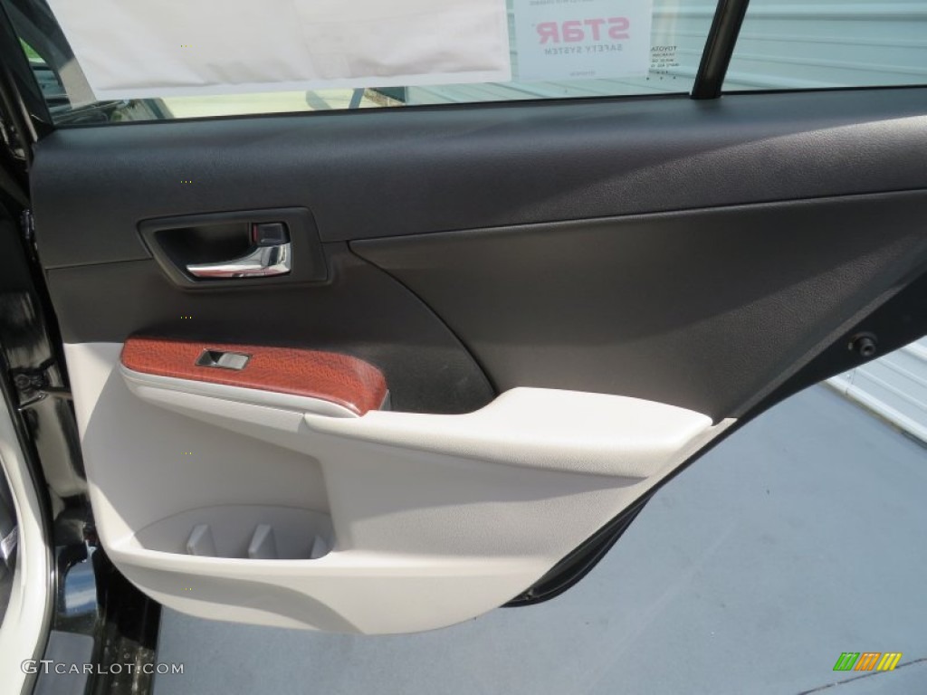 2014 Camry XLE - Attitude Black Metallic / Ash photo #22