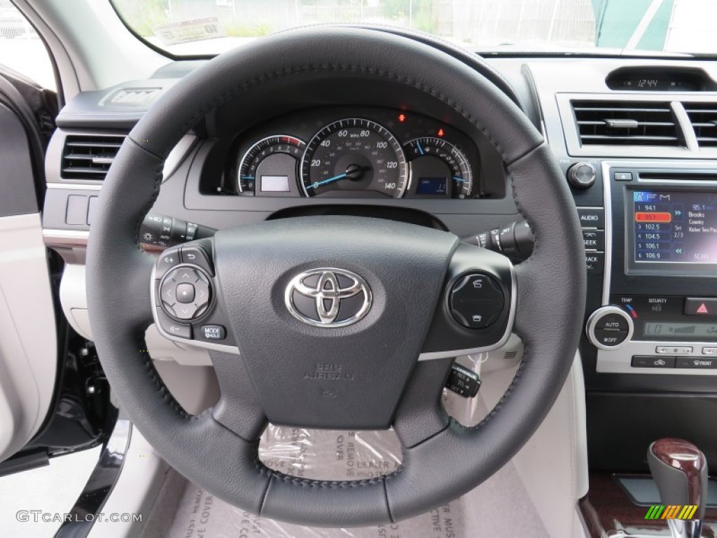 2014 Camry XLE - Attitude Black Metallic / Ash photo #33