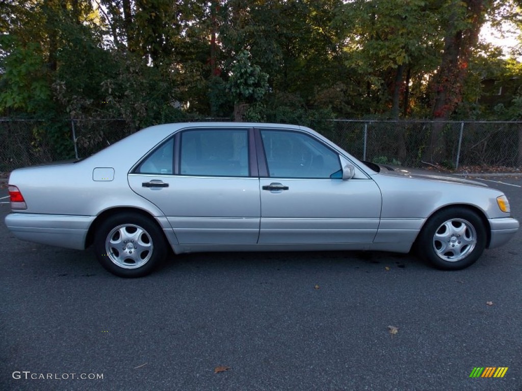 Brilliant Silver Metallic 1997 Mercedes-Benz S 420 Sedan Exterior Photo #86881134