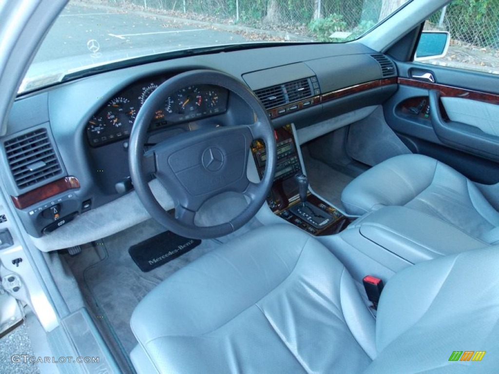 Grey Interior 1997 Mercedes-Benz S 420 Sedan Photo #86881329