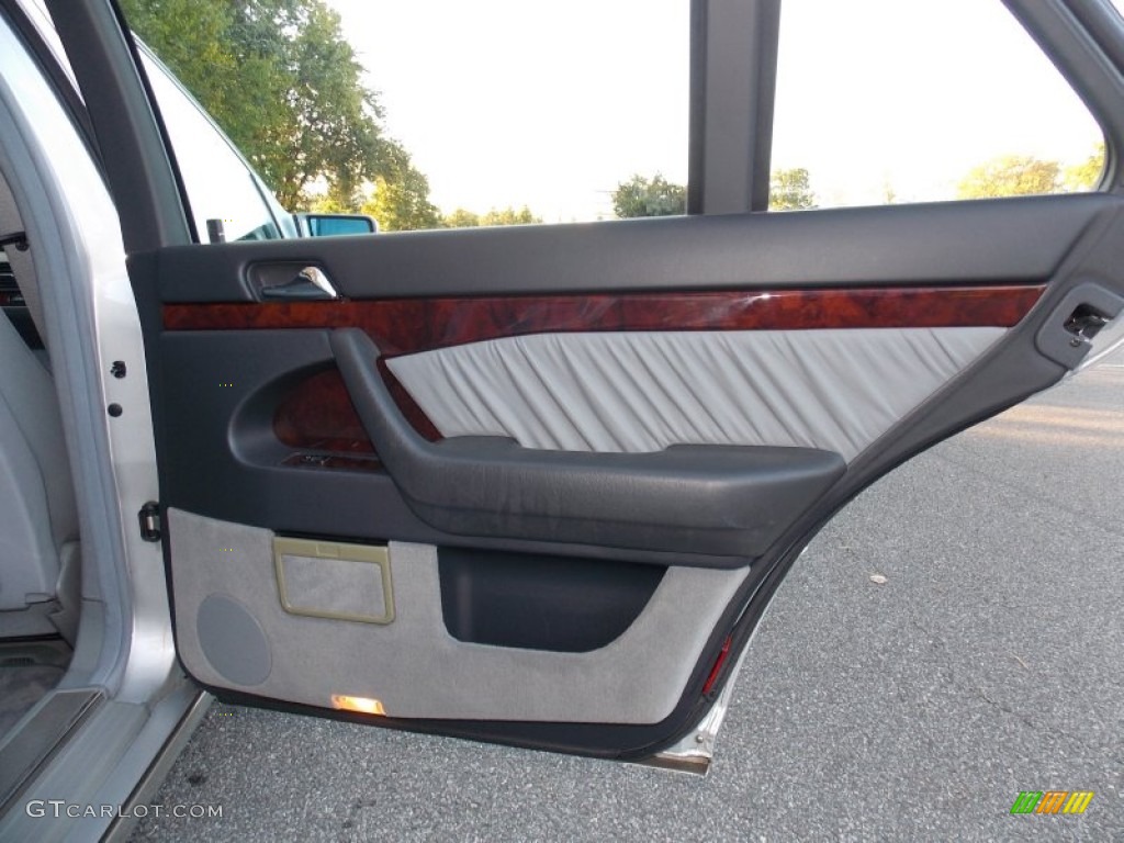 1997 Mercedes-Benz S 420 Sedan Door Panel Photos