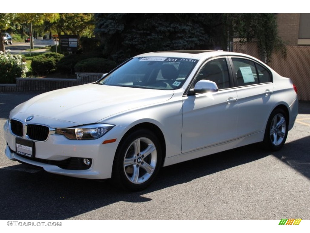 2013 3 Series 328i xDrive Sedan - Mineral White Metallic / Black photo #7