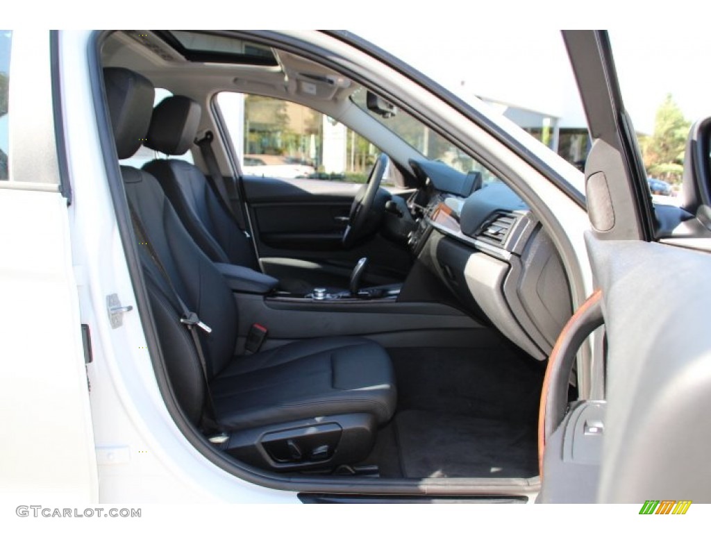 2013 3 Series 328i xDrive Sedan - Mineral White Metallic / Black photo #27