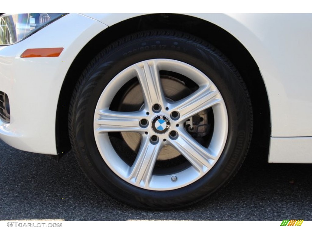 2013 3 Series 328i xDrive Sedan - Mineral White Metallic / Black photo #31