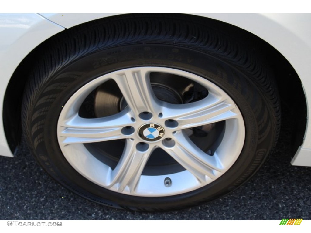 2013 3 Series 328i xDrive Sedan - Mineral White Metallic / Black photo #32