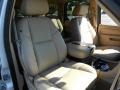 White Diamond - Escalade Luxury AWD Photo No. 14