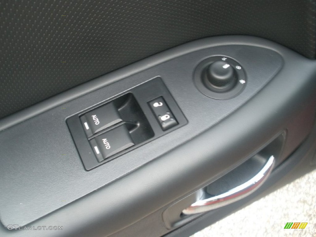 2012 Challenger R/T Classic - Redline 3 Coat Pearl / Dark Slate Gray photo #26