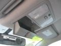 Super White - RAV4 I4 4WD Photo No. 17