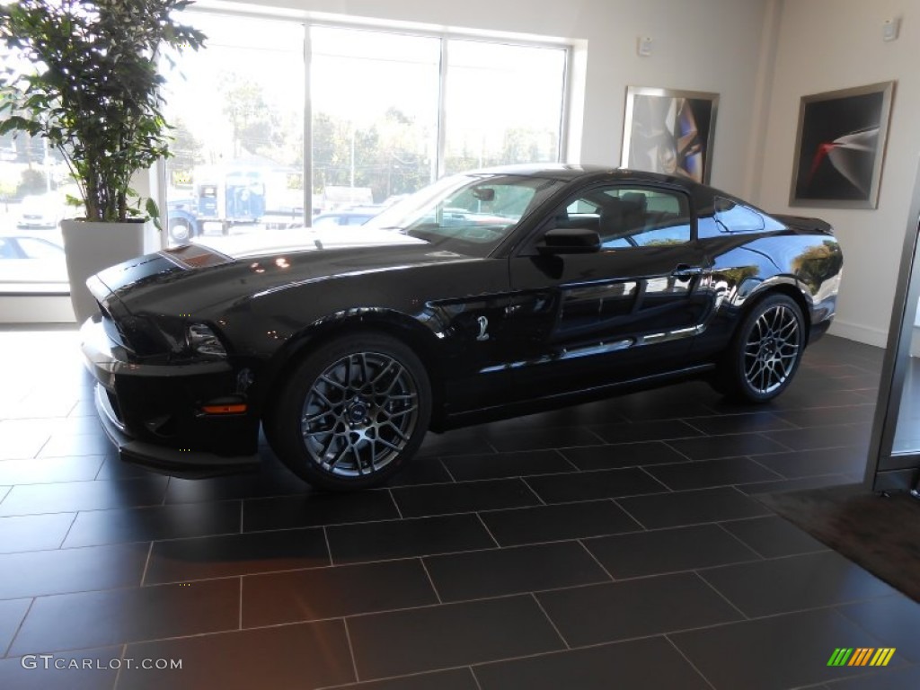 2013 Mustang Shelby GT500 SVT Performance Package Coupe - Black / Shelby Charcoal Black/Black Accent photo #7