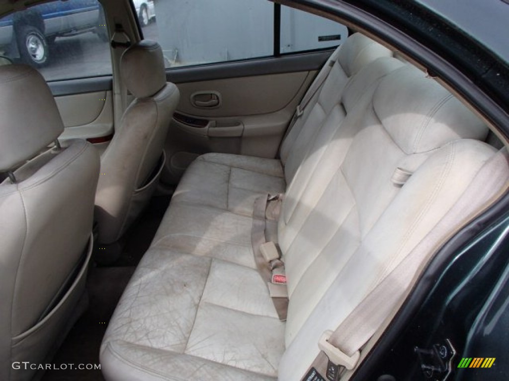 1998 Oldsmobile Intrigue GLS Rear Seat Photos