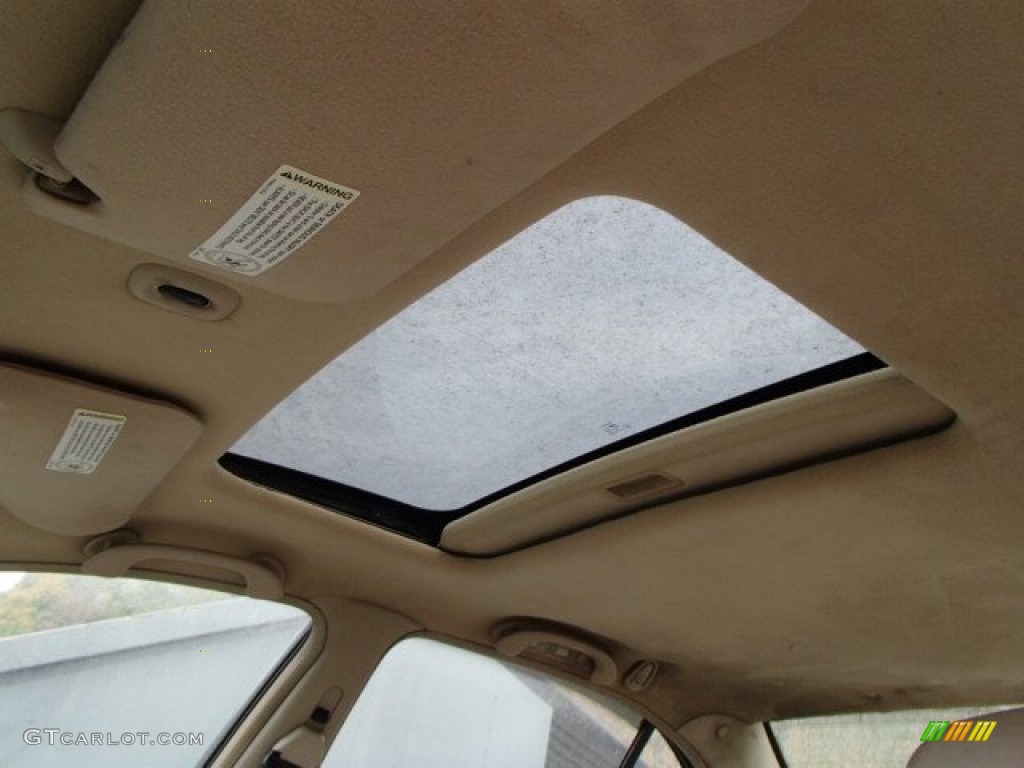 1998 Oldsmobile Intrigue GLS Sunroof Photos