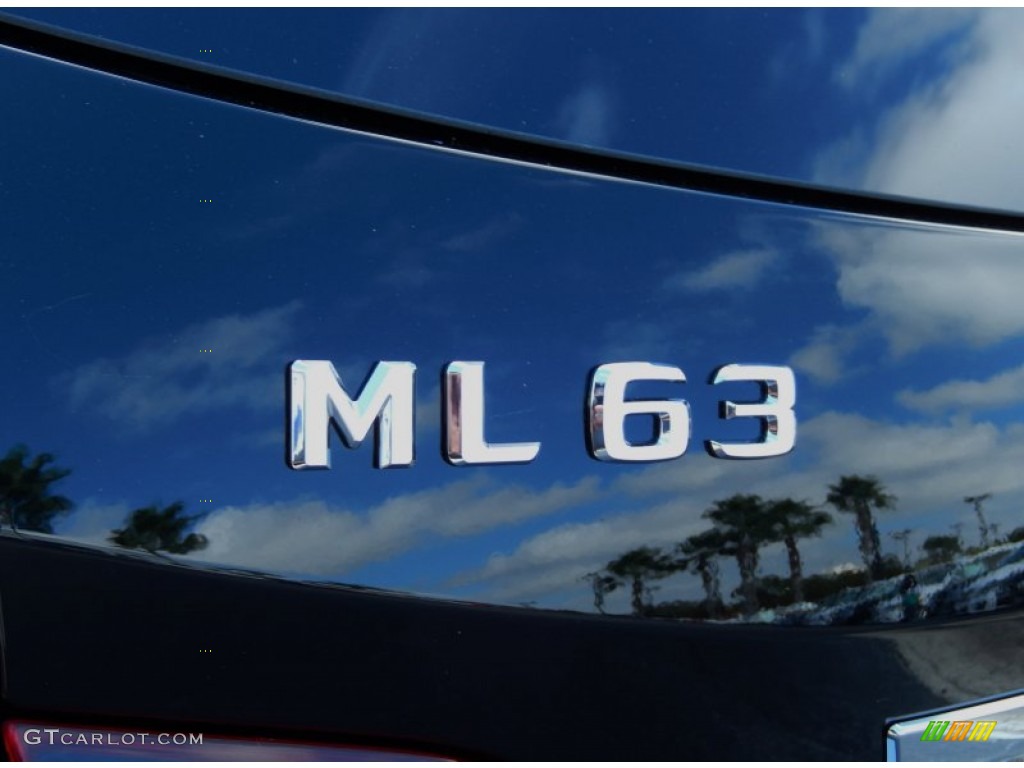 2014 Mercedes-Benz ML 63 AMG Marks and Logos Photos
