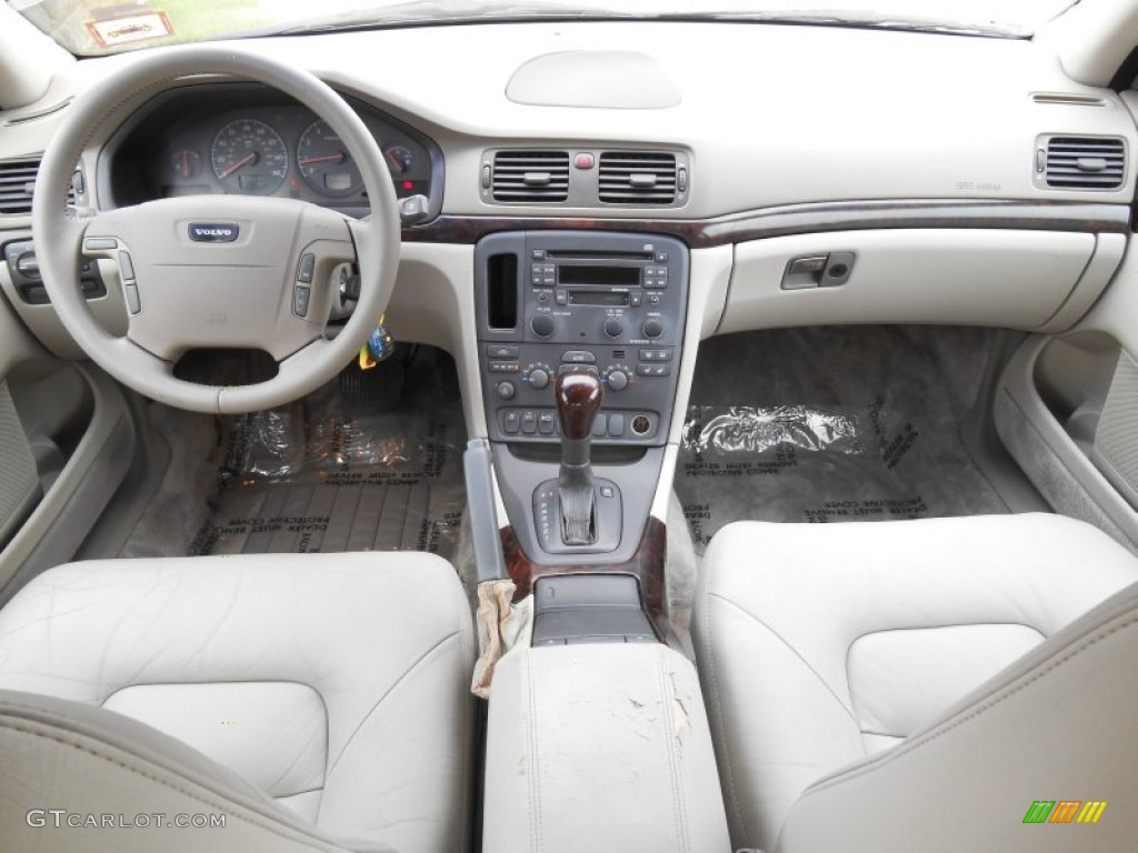 1999 Volvo S80 2.9 Interior Color Photos