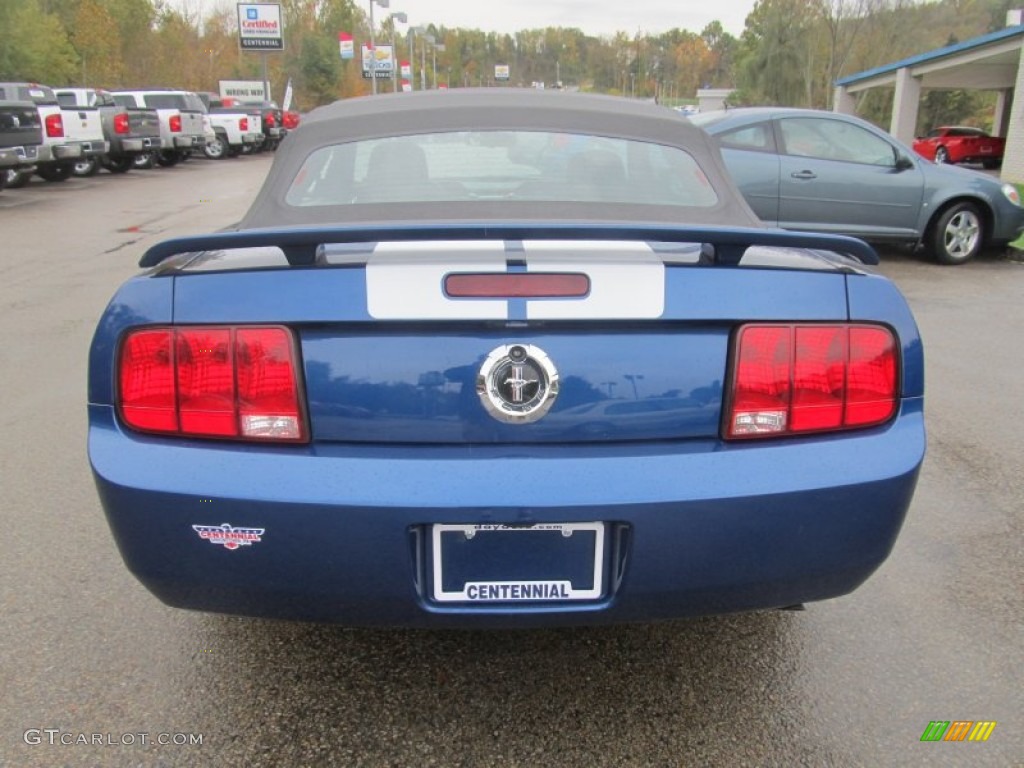 2008 Mustang V6 Deluxe Convertible - Vista Blue Metallic / Dark Charcoal photo #5