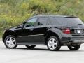 Black - ML 350 4Matic Photo No. 26