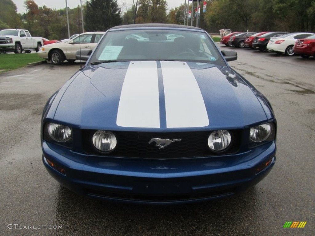 2008 Mustang V6 Deluxe Convertible - Vista Blue Metallic / Dark Charcoal photo #10