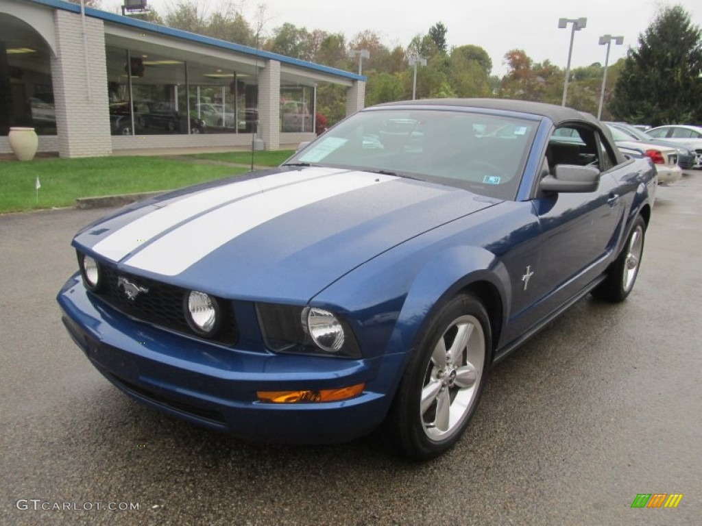 2008 Mustang V6 Deluxe Convertible - Vista Blue Metallic / Dark Charcoal photo #11