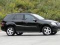 Black - ML 350 4Matic Photo No. 31