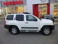 2013 Glacier White Nissan Xterra S 4x4  photo #8