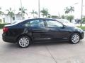 Black - Jetta SE Sedan Photo No. 6