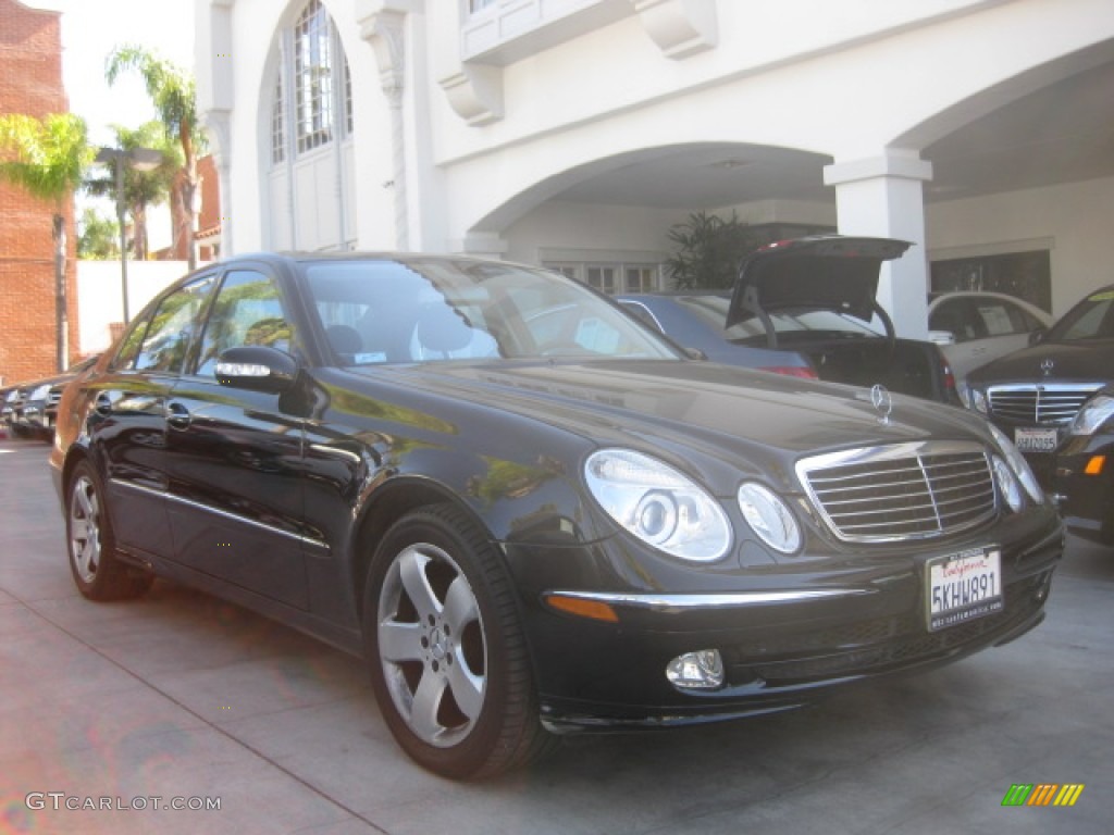 Black Mercedes-Benz E