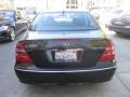 Black - E 320 Sedan Photo No. 3