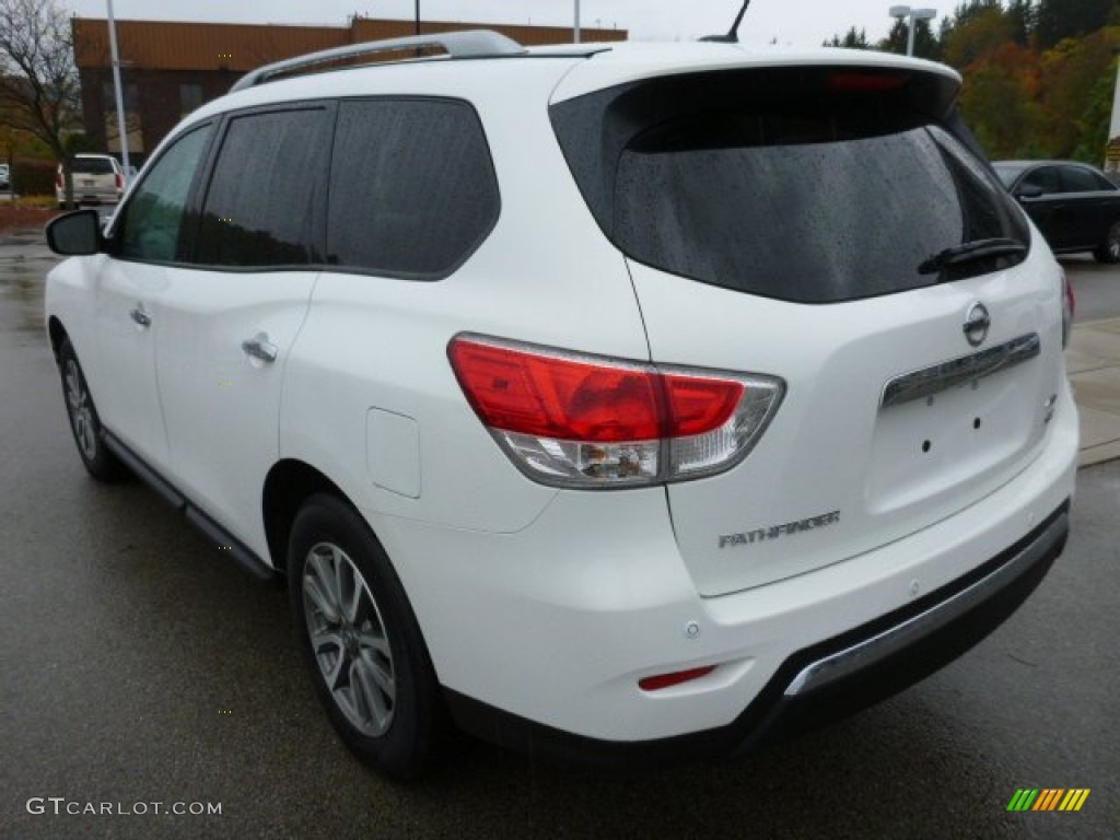 2013 Pathfinder SV 4x4 - Moonlight White / Charcoal photo #3