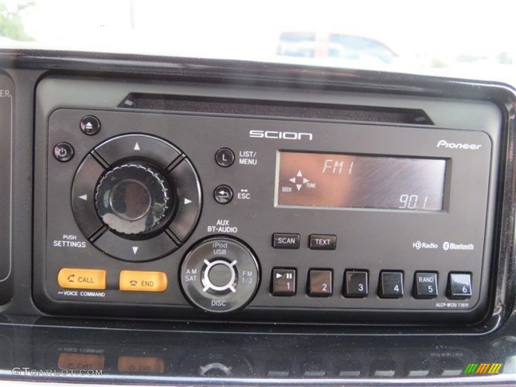 2012 Scion iQ Standard iQ Model Controls Photos