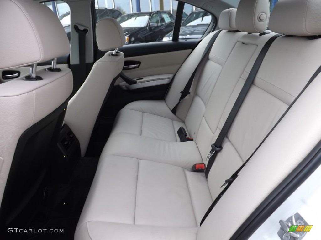 2011 BMW 3 Series 328i xDrive Sedan Rear Seat Photo #86905876