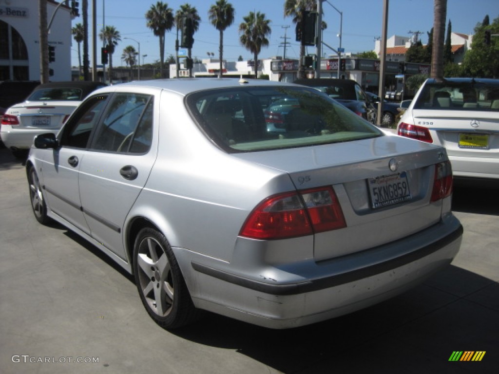 2004 9-5 Arc Sedan - Silver Metallic / Sand Beige photo #4