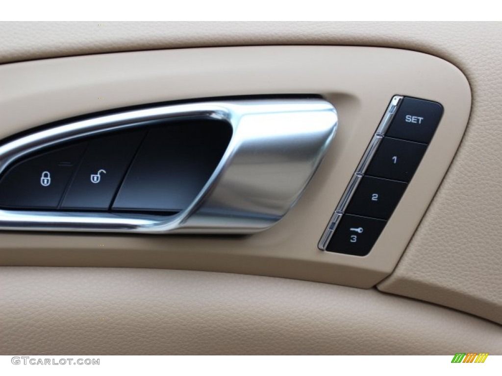 2014 Porsche Cayenne Standard Cayenne Model Controls Photo #86909536