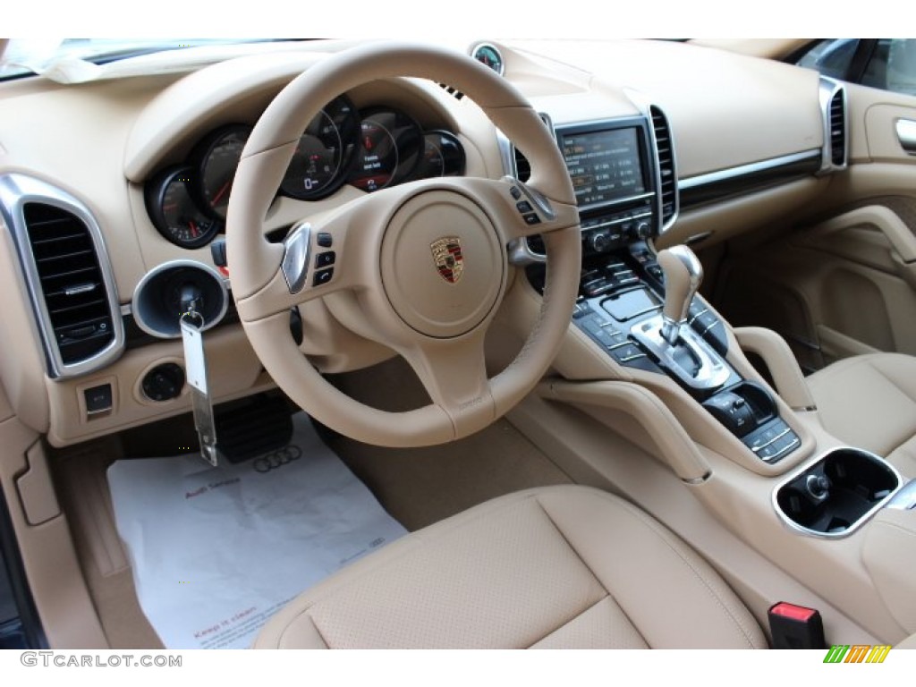 Luxor Beige Interior 2014 Porsche Cayenne Standard Cayenne Model Photo #86909579