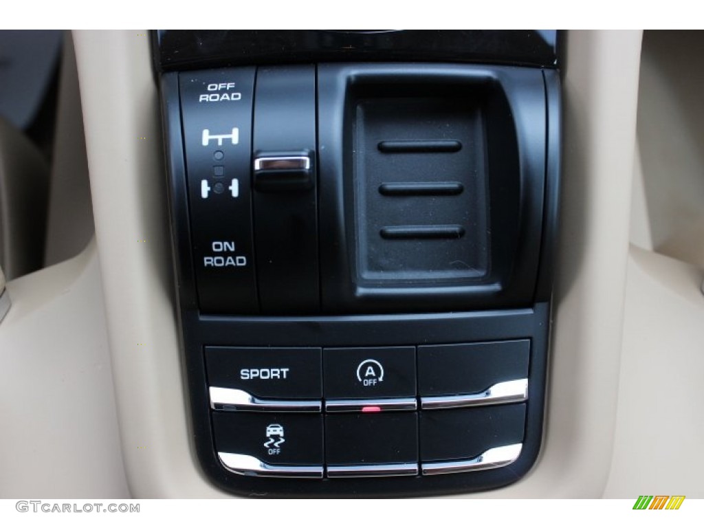 2014 Porsche Cayenne Standard Cayenne Model Controls Photo #86909866
