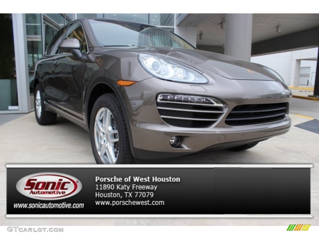 2014 Cayenne  - Umber Metallic / Luxor Beige photo #1