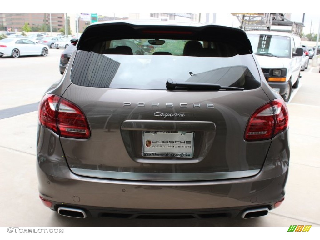 2014 Cayenne  - Umber Metallic / Luxor Beige photo #6