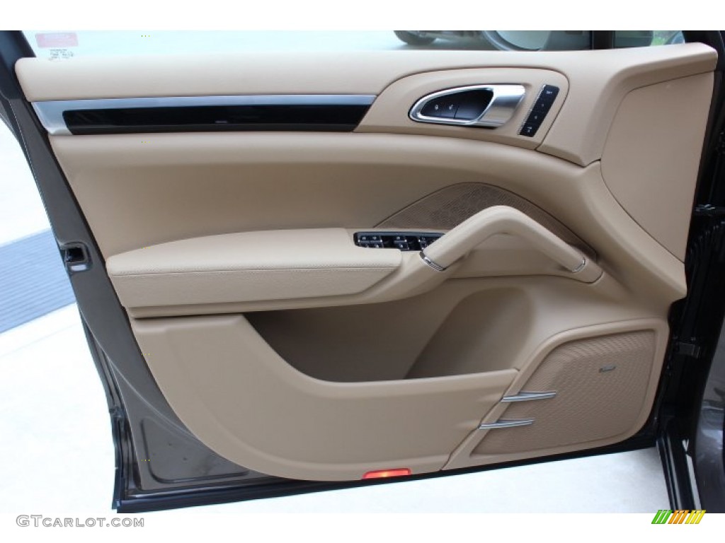 2014 Porsche Cayenne Standard Cayenne Model Luxor Beige Door Panel Photo #86910316